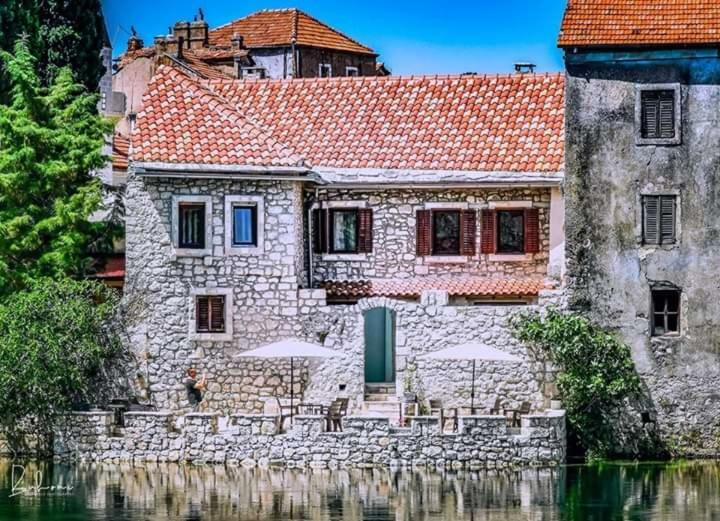 Castello Hotel Trebinje Exterior photo